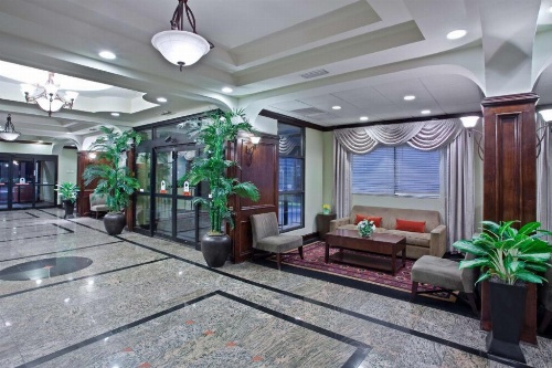 La Quinta Inn & Suites by Wyndham Downtown Conference Center image 28